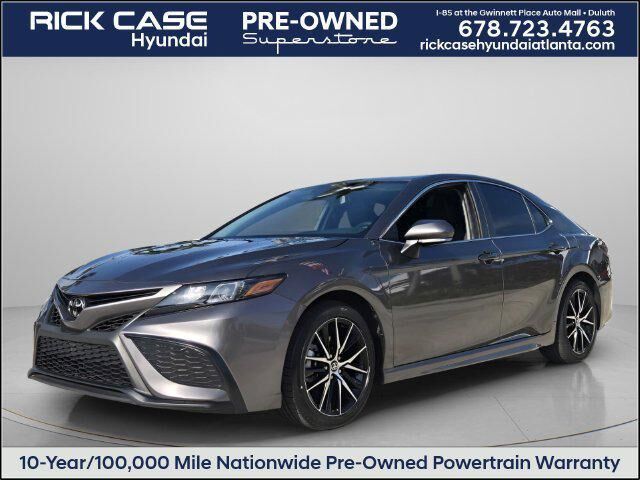 2024 Toyota Camry SE — photo 1 of 13