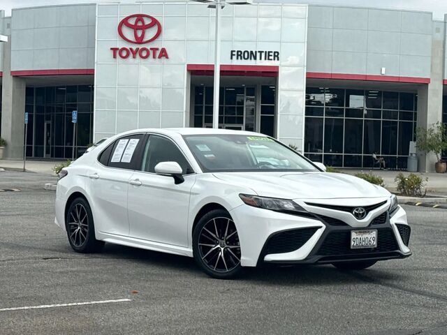 2023 Toyota Camry SE