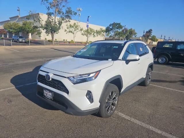 2024 Toyota RAV4 Hybrid XLE Premium
