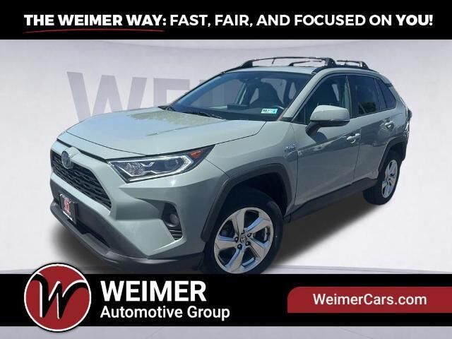 2021 Toyota RAV4 Hybrid XLE Premium — photo 1 of 13