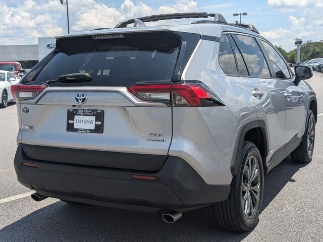 2022 Toyota RAV4 Hybrid XLE Premium — photo 1 of 39