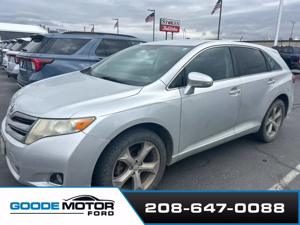 2014 Toyota Venza LE — photo 1 of 5