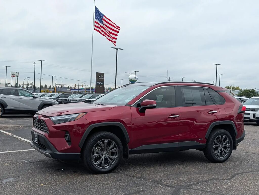 2023 Toyota RAV4 Hybrid Limited — photo 1 of 13