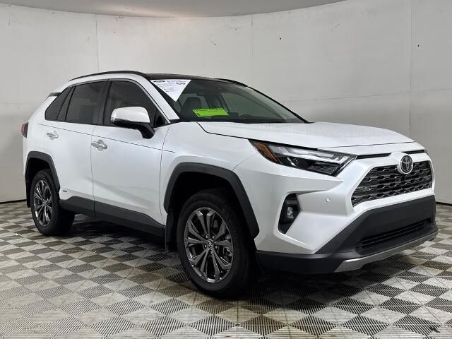 2025 Toyota RAV4 Hybrid Limited — photo 1 of 26