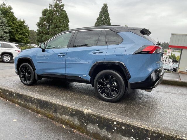 2024 Toyota RAV4 Hybrid XSE