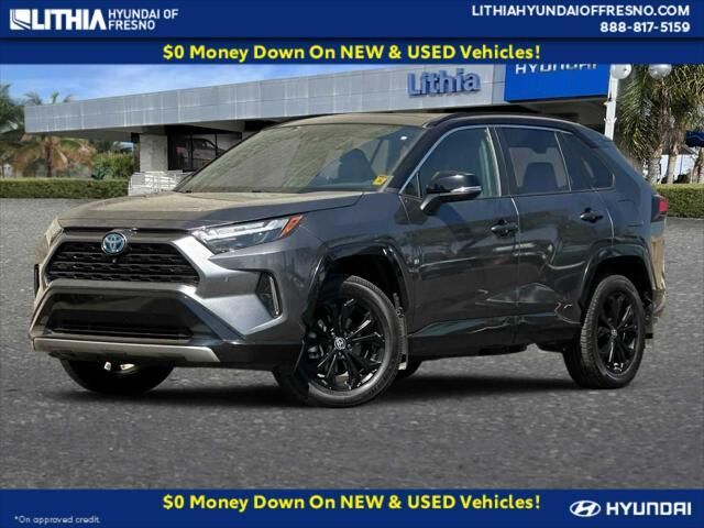 2023 Toyota RAV4 Hybrid XSE — photo 1 of 13