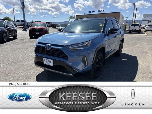 2024 Toyota RAV4 Hybrid XSE — photo 1 of 27