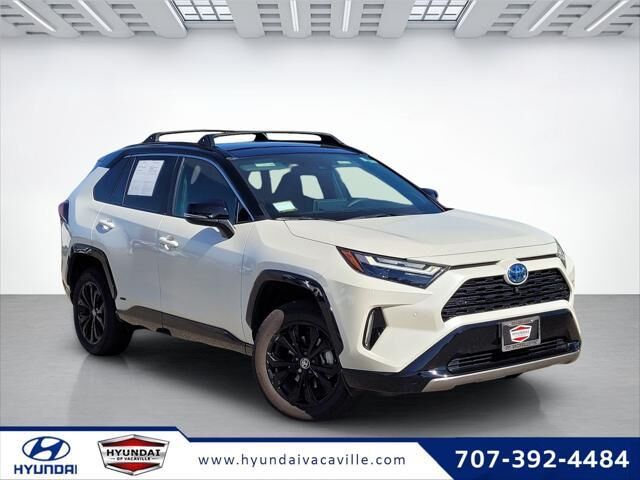 2022 Toyota RAV4 Hybrid XSE — photo 1 of 14