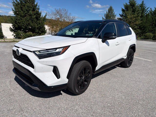 2024 Toyota RAV4 XSE