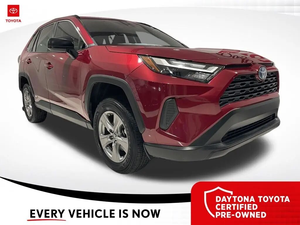 2024 Toyota RAV4 Hybrid LE — photo 1 of 13