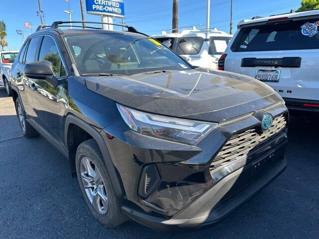 2023 Toyota RAV4 Hybrid LE