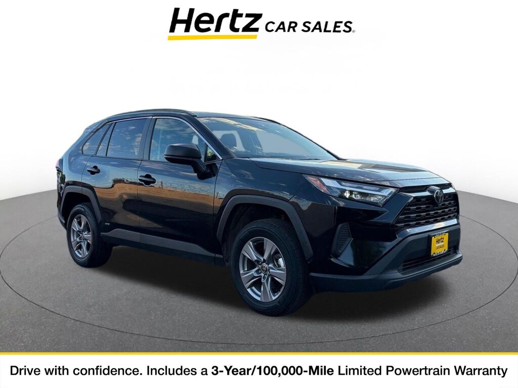 2025 Toyota RAV4 Hybrid LE — photo 1 of 1