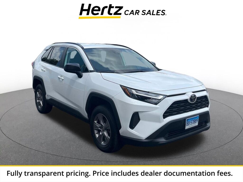 2025 Toyota RAV4 Hybrid LE — photo 1 of 13