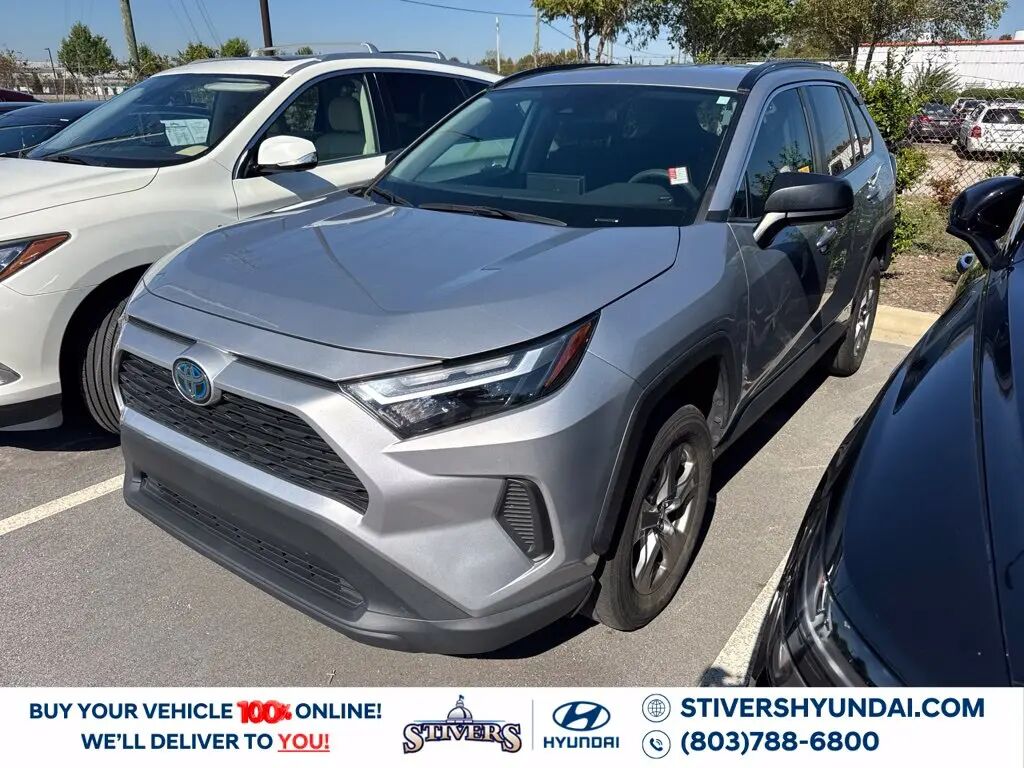 2024 Toyota RAV4 Hybrid LE — photo 1 of 7