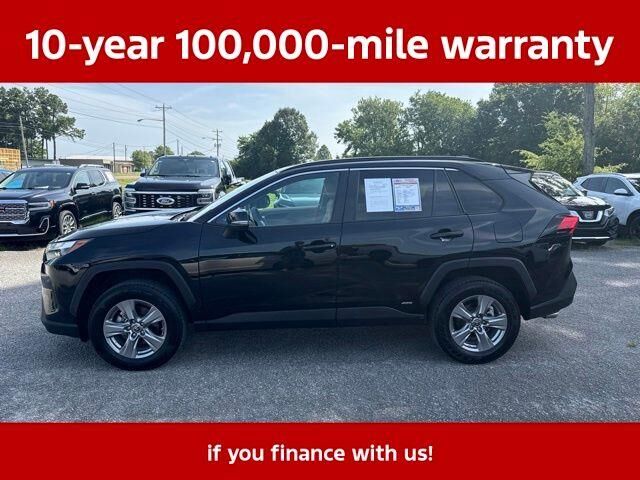 2023 Toyota RAV4 Hybrid LE