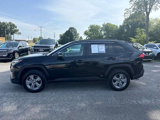 2023 Toyota RAV4 Hybrid LE — photo 1 of 26