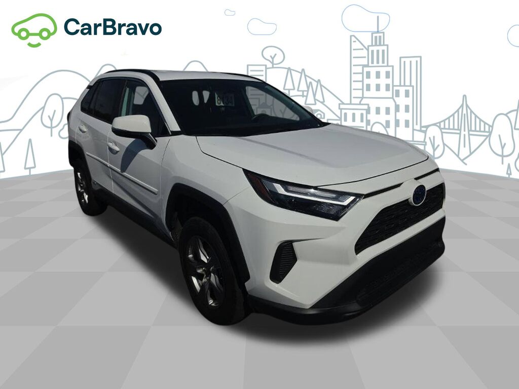 2024 Toyota RAV4 Hybrid LE — photo 1 of 3