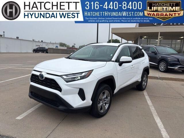2024 Toyota RAV4 Hybrid XLE