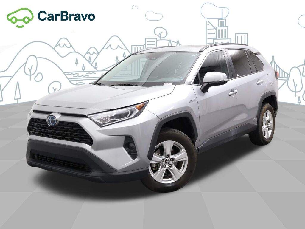 2021 Toyota RAV4 XLE — photo 1 of 6