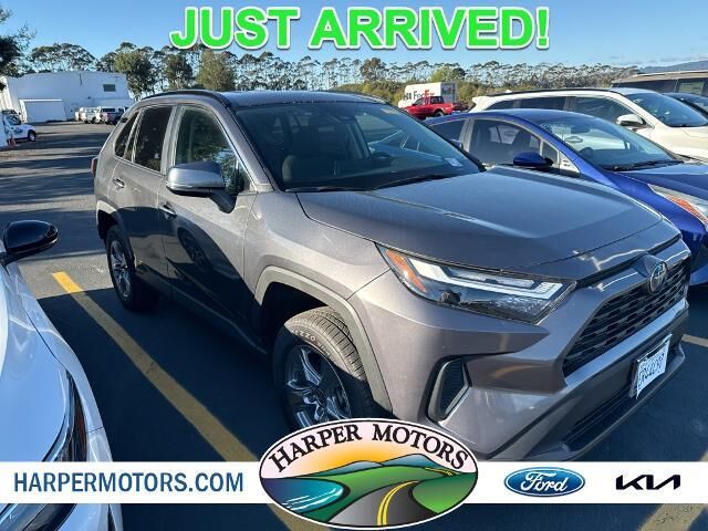 2024 Toyota RAV4 Hybrid XLE