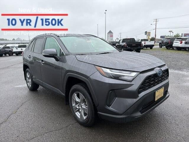 2023 Toyota RAV4 Hybrid XLE — photo 1 of 13