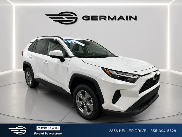 2025 Toyota RAV4 Hybrid XLE