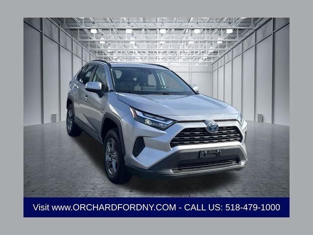 2024 Toyota RAV4 Hybrid XLE