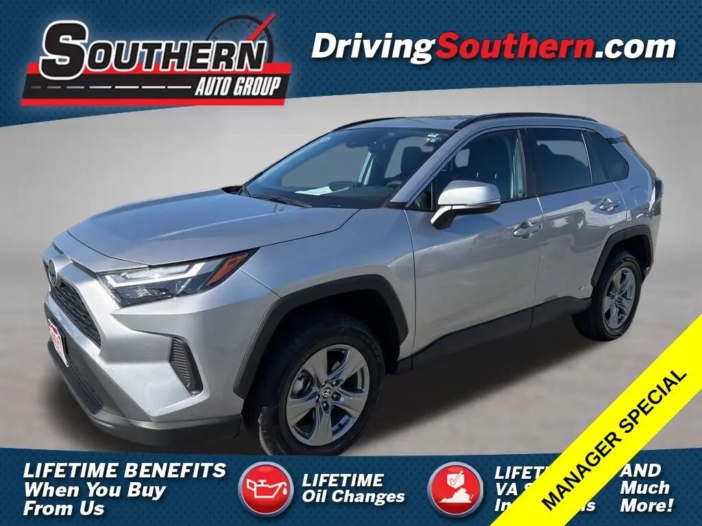 2024 Toyota RAV4 Hybrid XLE — photo 1 of 25