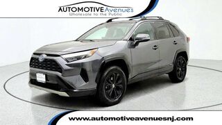 2022 Toyota RAV4 Hybrid SE