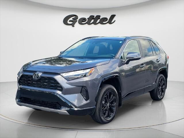 2025 Toyota RAV4 Hybrid SE