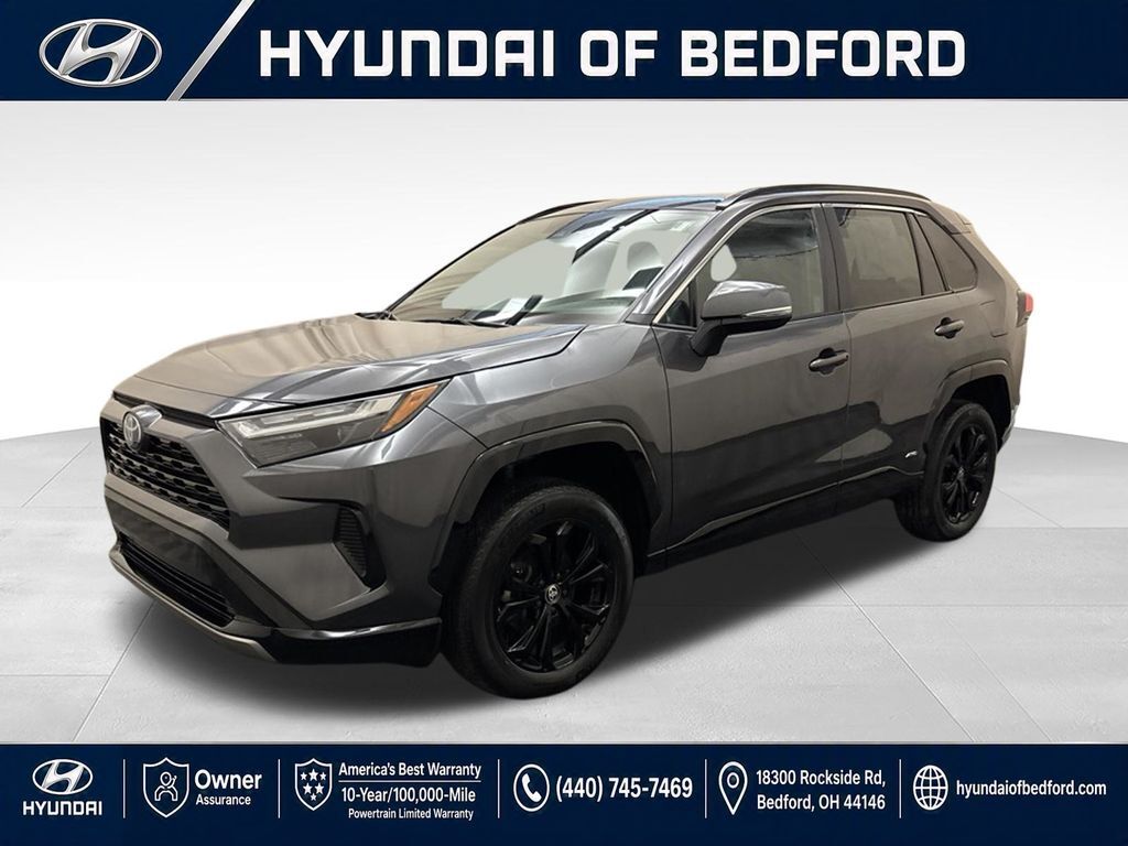 2023 Toyota RAV4 Hybrid SE — photo 1 of 11