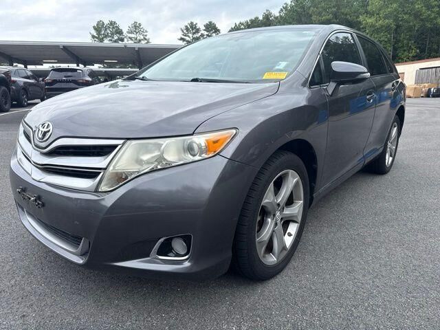 2014 Toyota Venza LE — photo 1 of 9