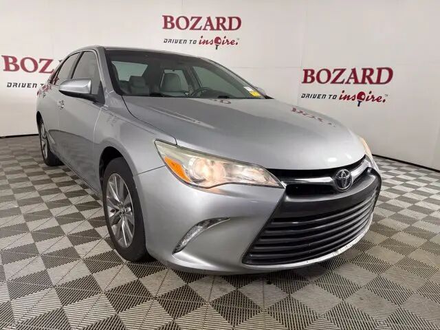 2016 Toyota Camry XLE