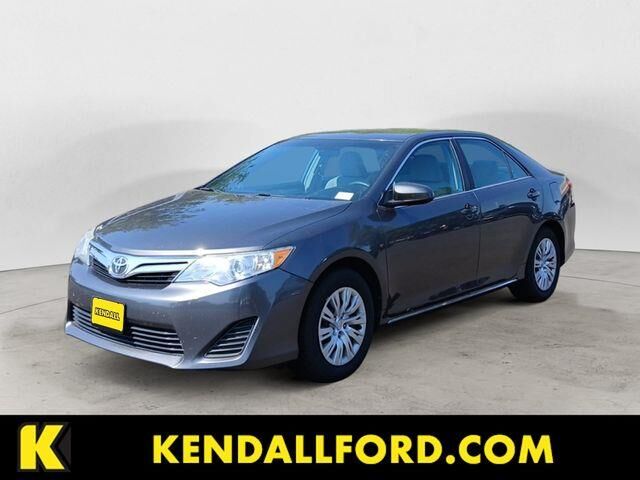 2014 Toyota Camry LE — photo 1 of 13