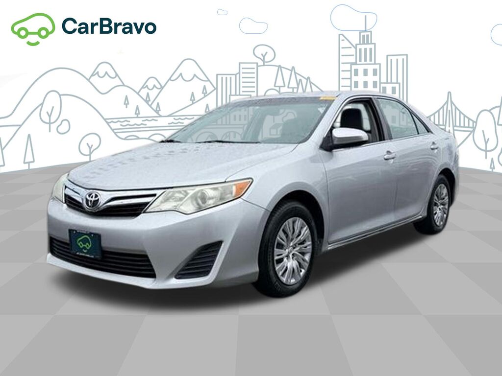 2014 Toyota Camry L — photo 1 of 7