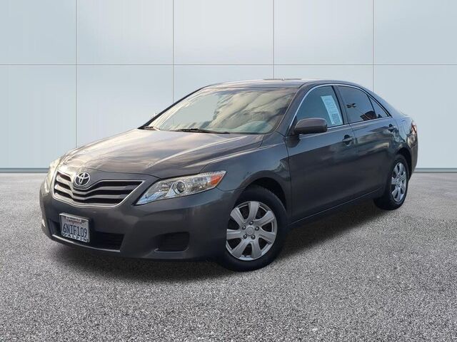2011 Toyota Camry LE