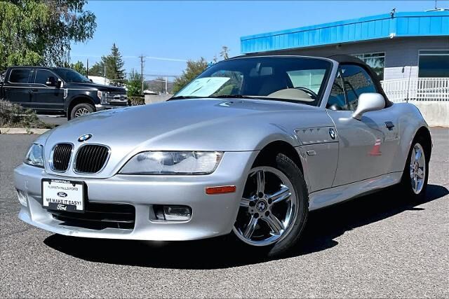 2002 BMW Z3 2.5i — photo 1 of 13