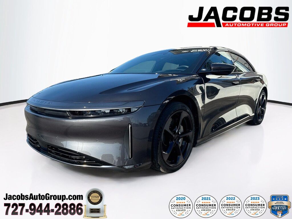 2024 Lucid Air Touring — photo 1 of 13
