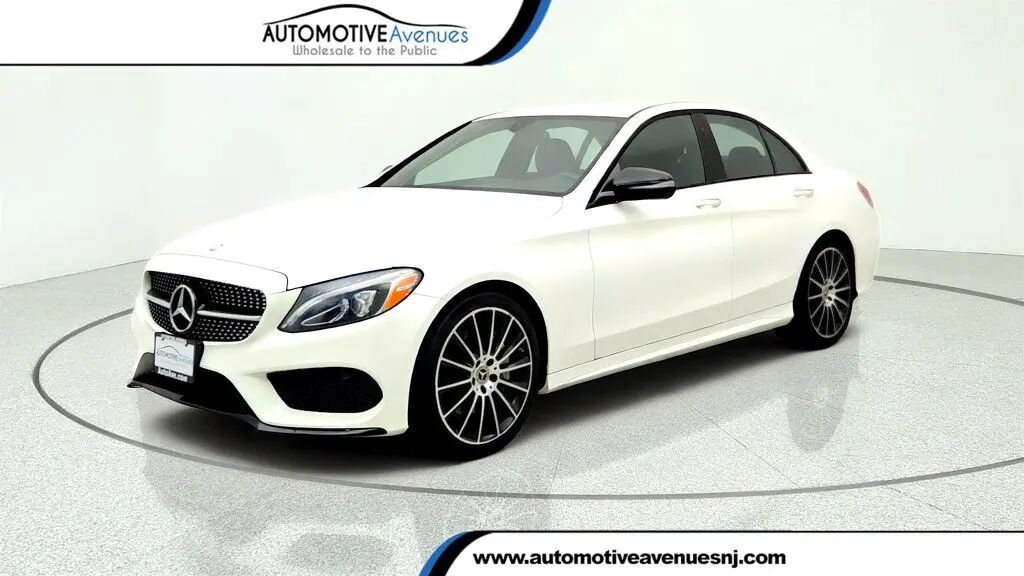 2017 Mercedes-Benz C-Class C 300 Luxury 4MATIC — photo 1 of 13