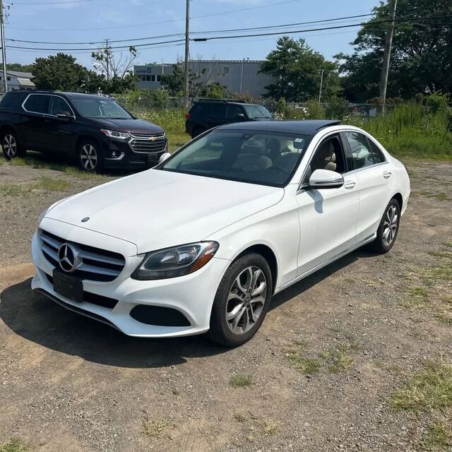 2017 Mercedes-Benz C-Class C 300 Luxury 4MATIC — photo 1 of 13