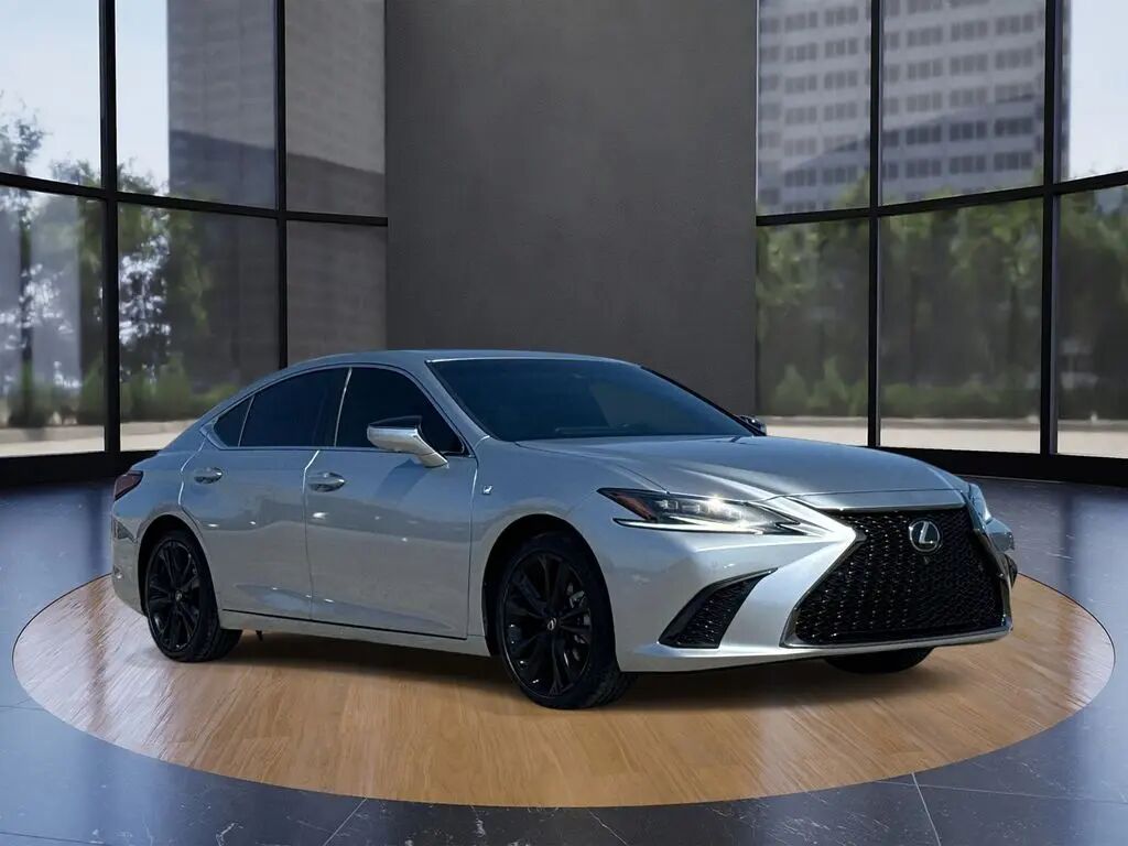 2024 Lexus ES 300h F SPORT Design — photo 1 of 14
