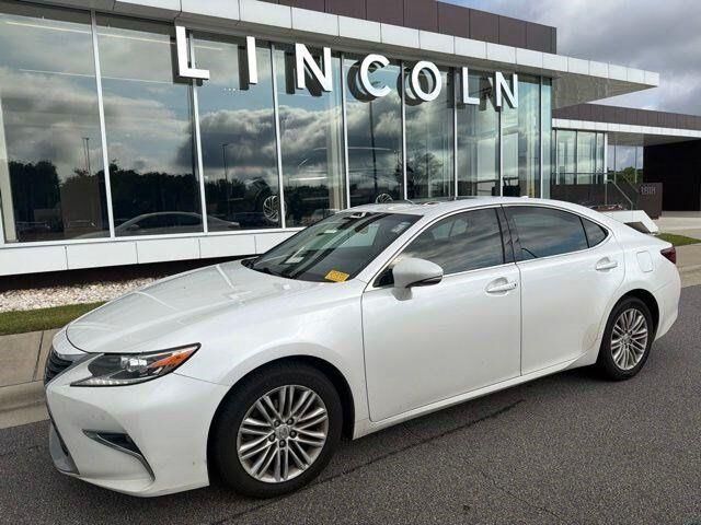 2017 Lexus ES 350 Base