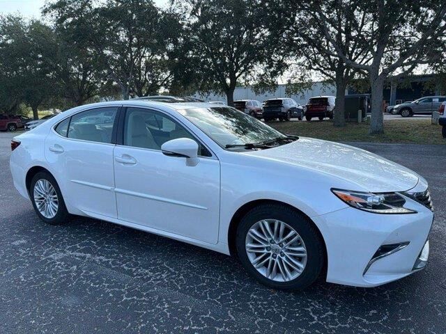 2017 Lexus ES 350 Base