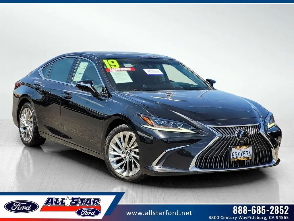 2019 Lexus ES 350 Ultra Luxury — photo 1 of 13