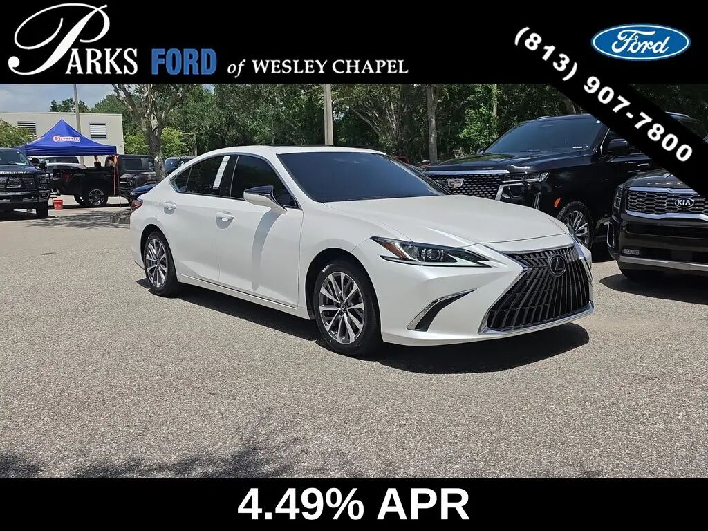 2022 Lexus ES 350 Base — photo 1 of 13