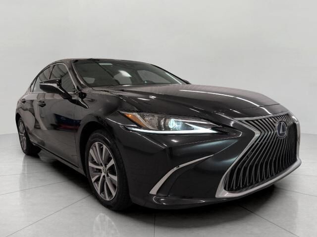 2021 Lexus ES 300h Base — photo 1 of 13
