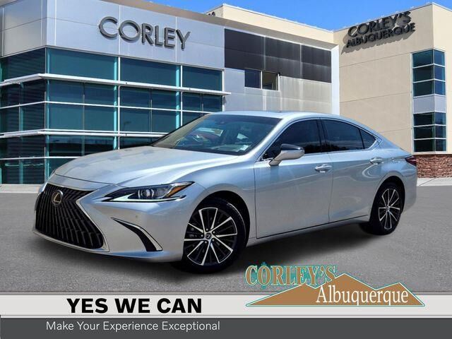 2024 Lexus ES 300h Base — photo 1 of 13