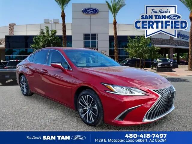 2025 Lexus ES 300h Base