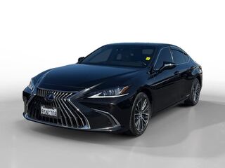 2022 Lexus ES 300h Base