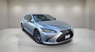 2023 Lexus ES 300h Base